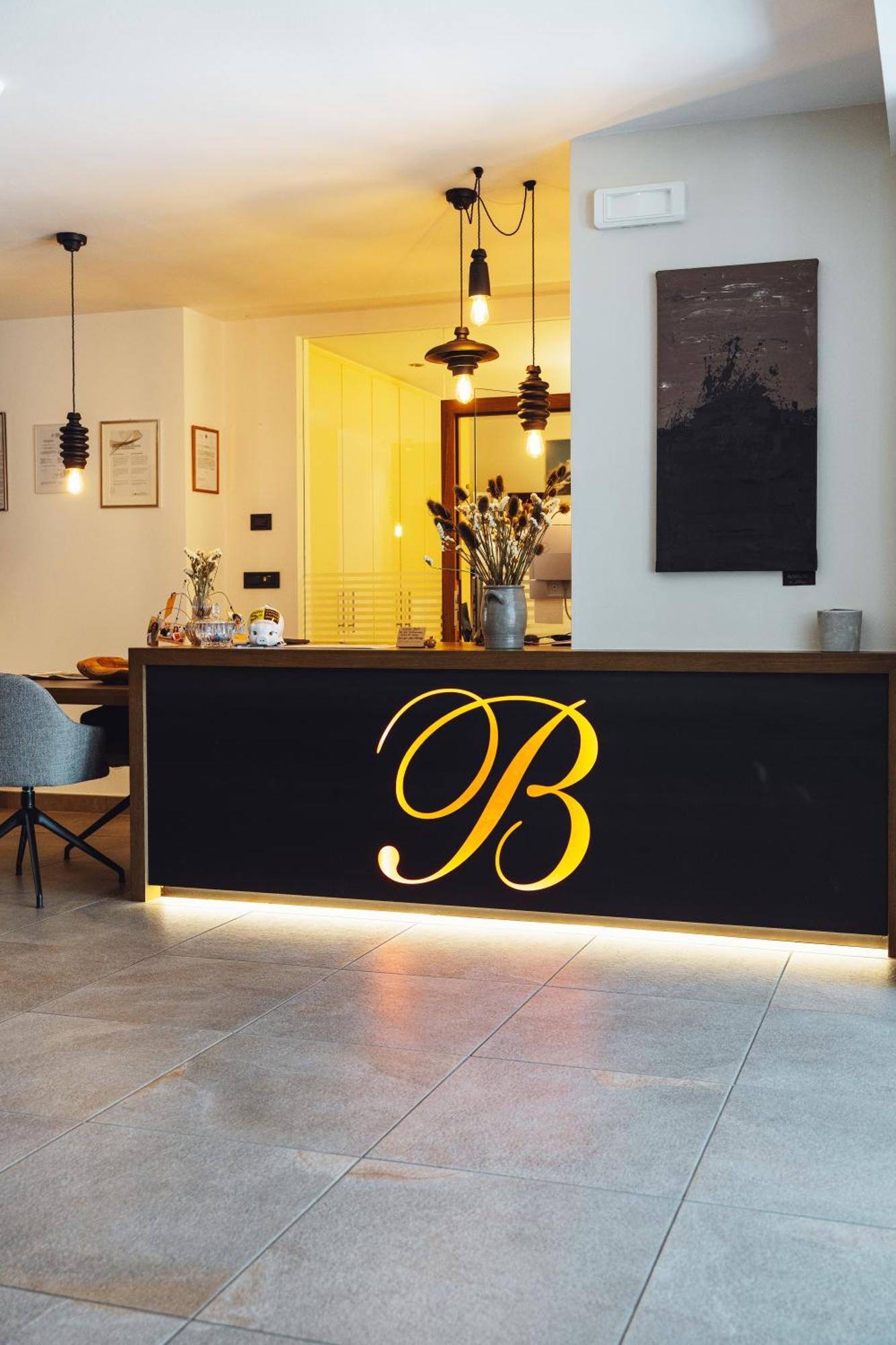 Appartement-Hotel Beatenhof Tirolo Zewnętrze zdjęcie